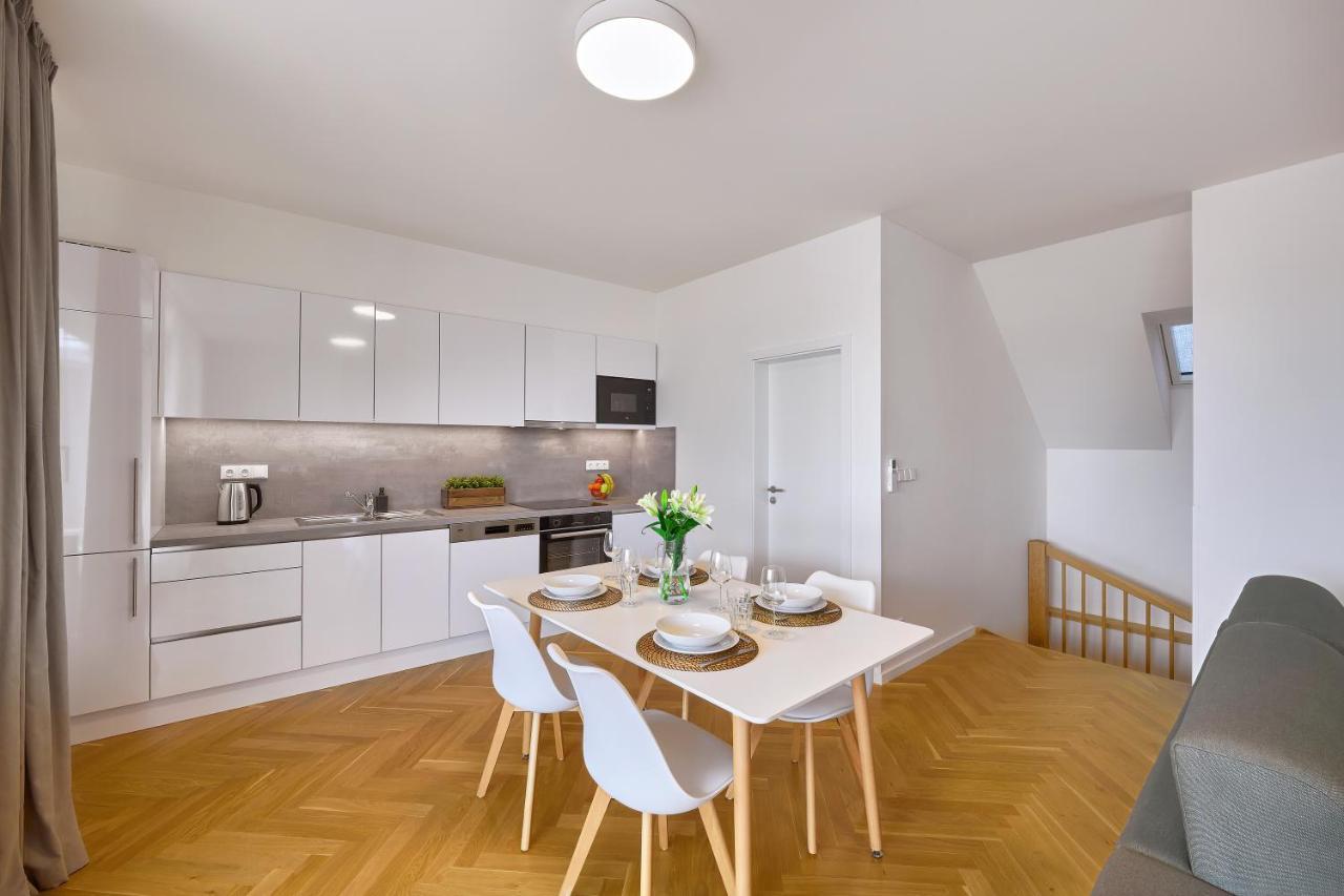פראג Downtown Suites Rubesova מראה חיצוני תמונה