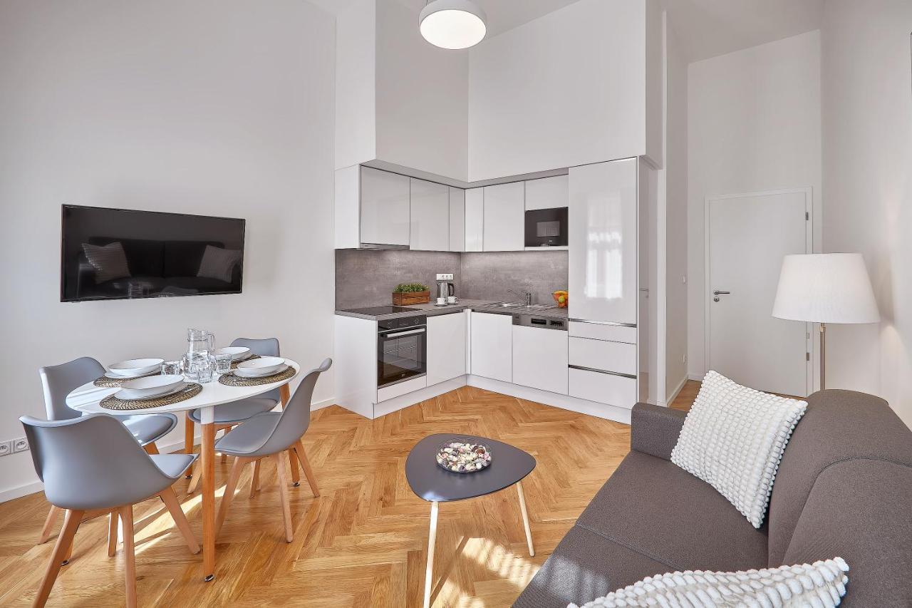 פראג Downtown Suites Rubesova מראה חיצוני תמונה