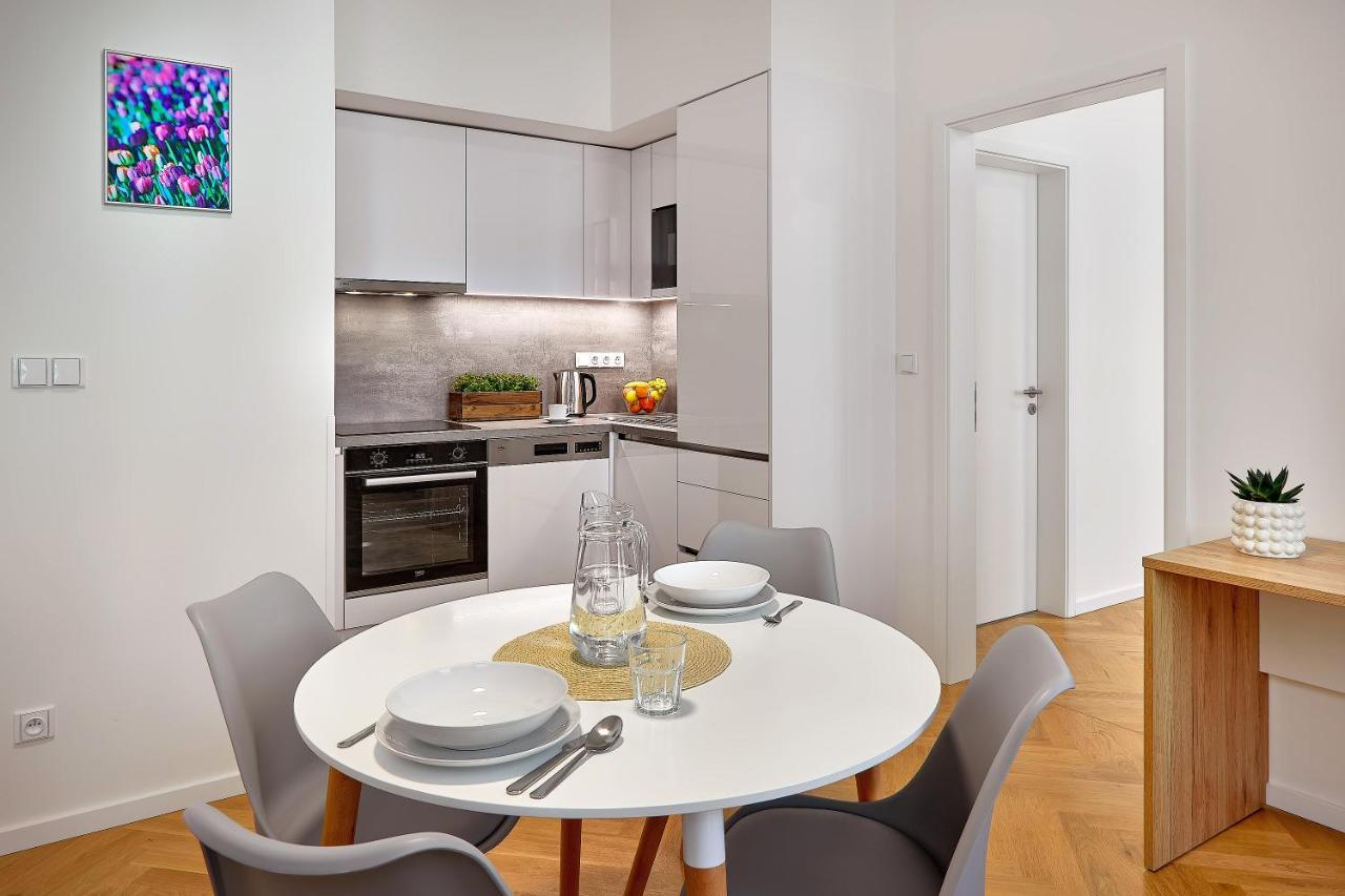 פראג Downtown Suites Rubesova מראה חיצוני תמונה