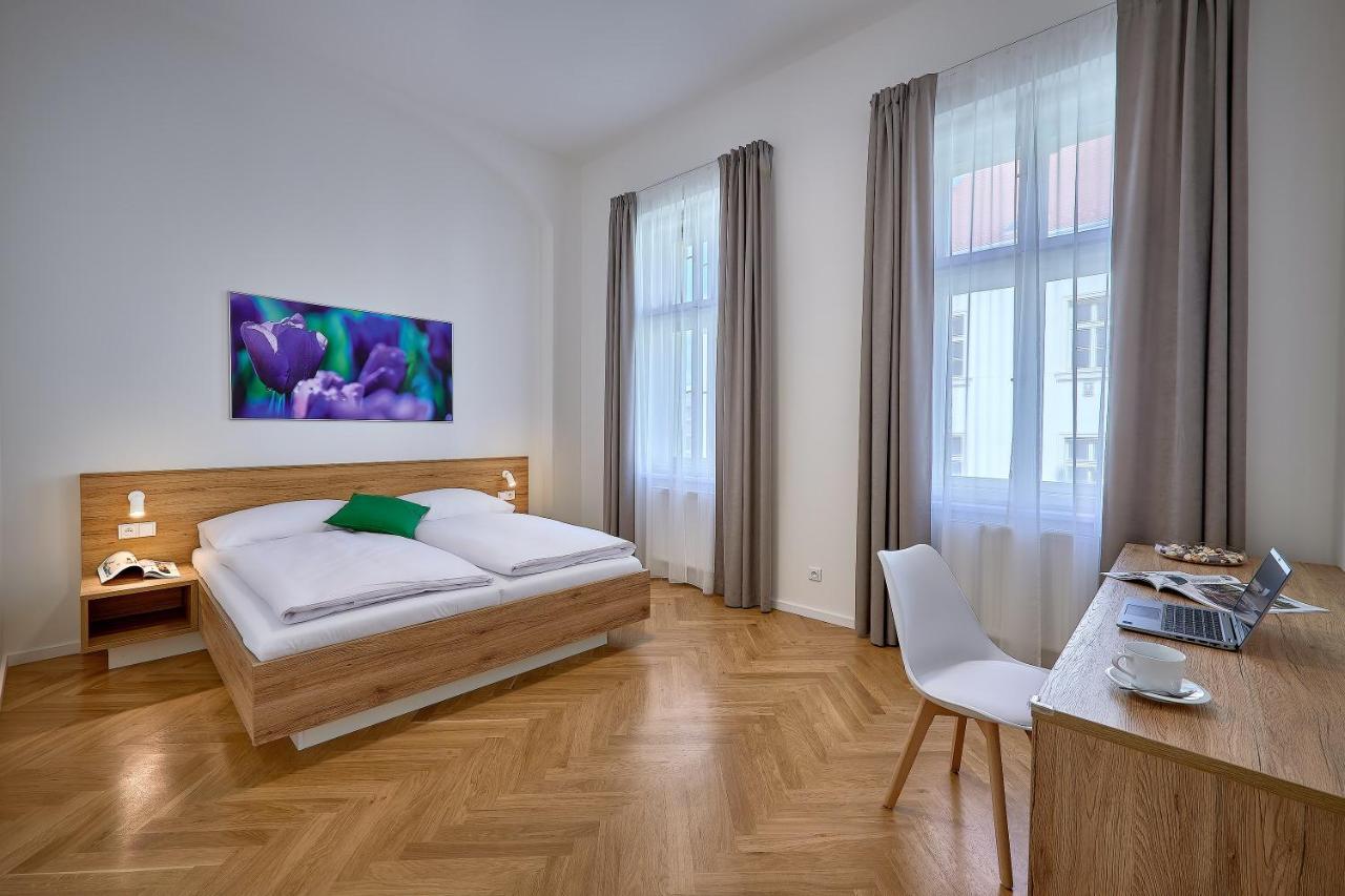 פראג Downtown Suites Rubesova מראה חיצוני תמונה