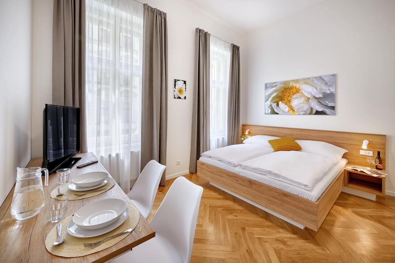 פראג Downtown Suites Rubesova מראה חיצוני תמונה